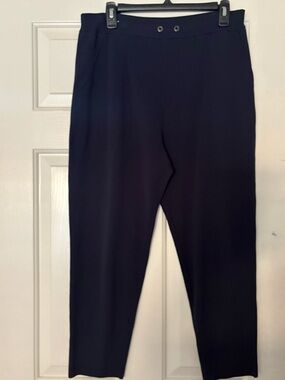 St. John Navy Pull on Knit straight leg pants size Medium